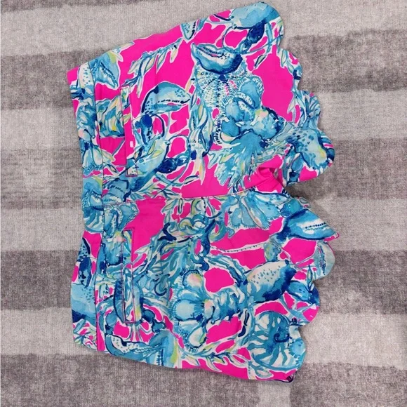 Lily Pulitzer Shorts - Picture 3 of 3